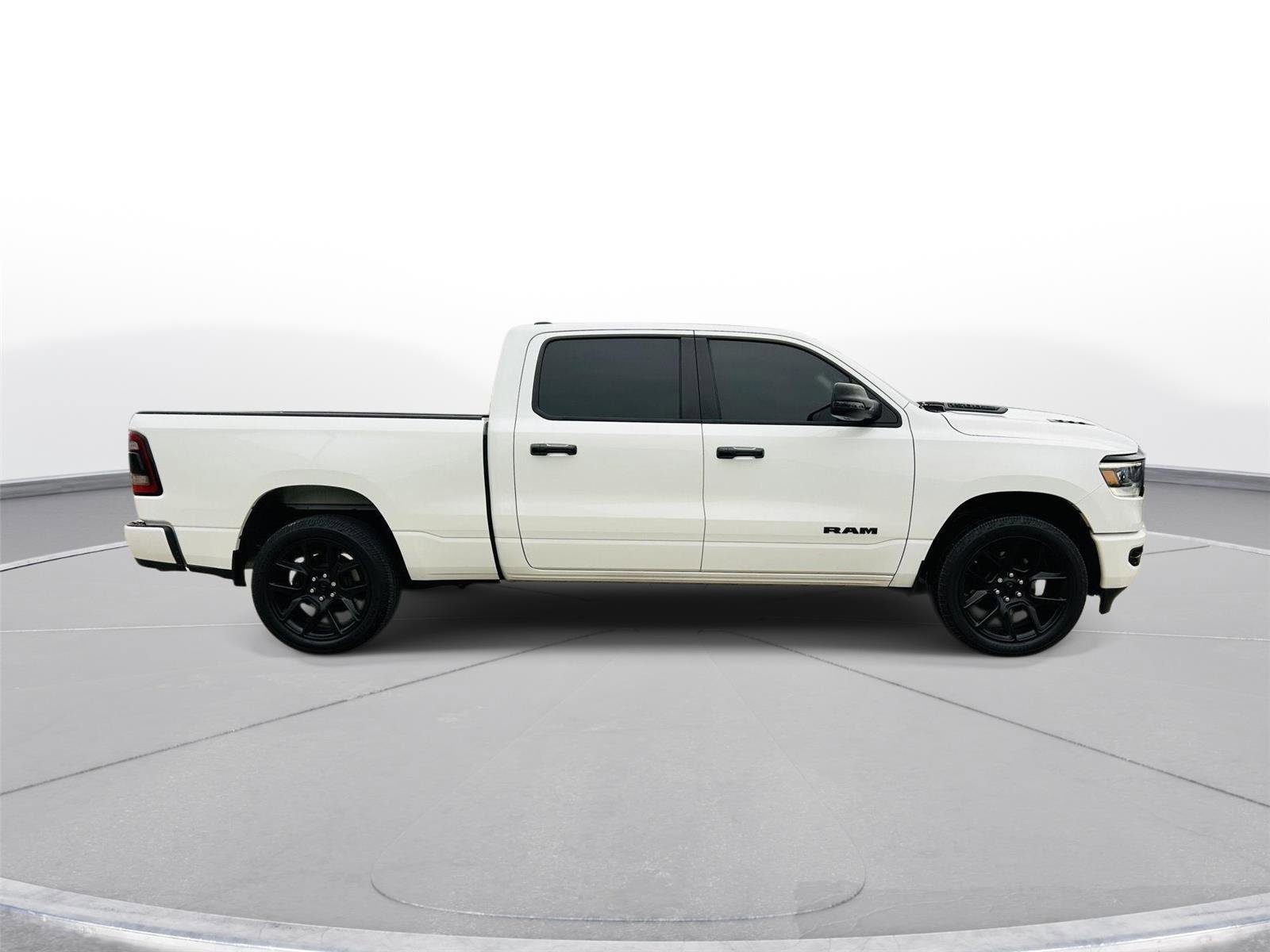 Used 2023 RAM 1500 Laramie image 41