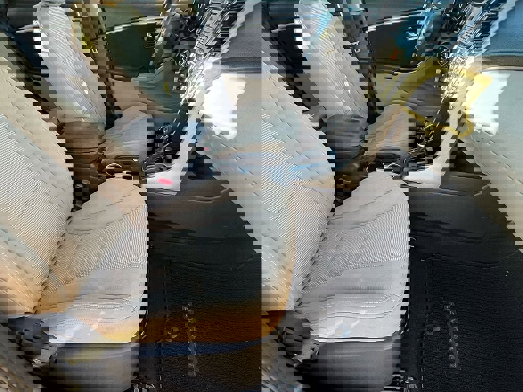 Used 2016 Hyundai Elantra GT image 10