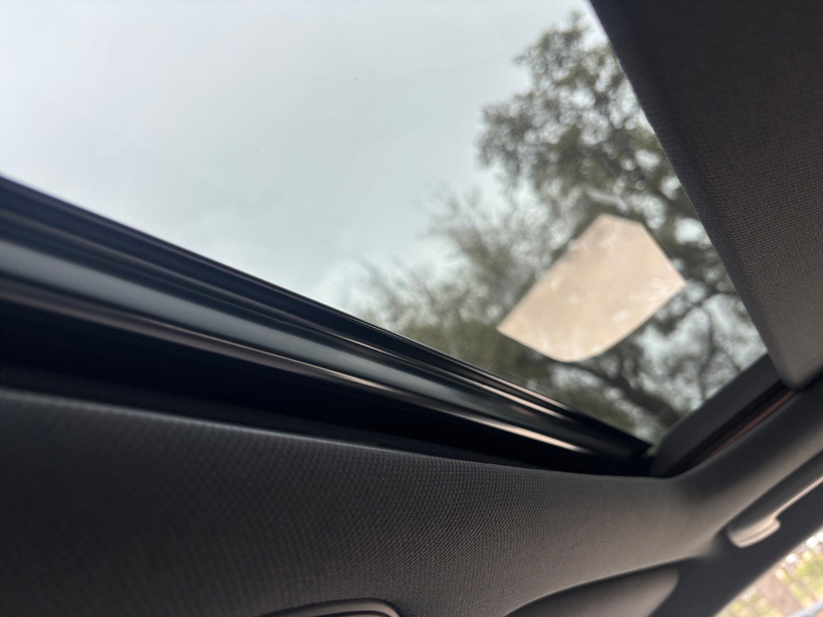 Used 2025 Genesis G70 3.3T Advanced image 19