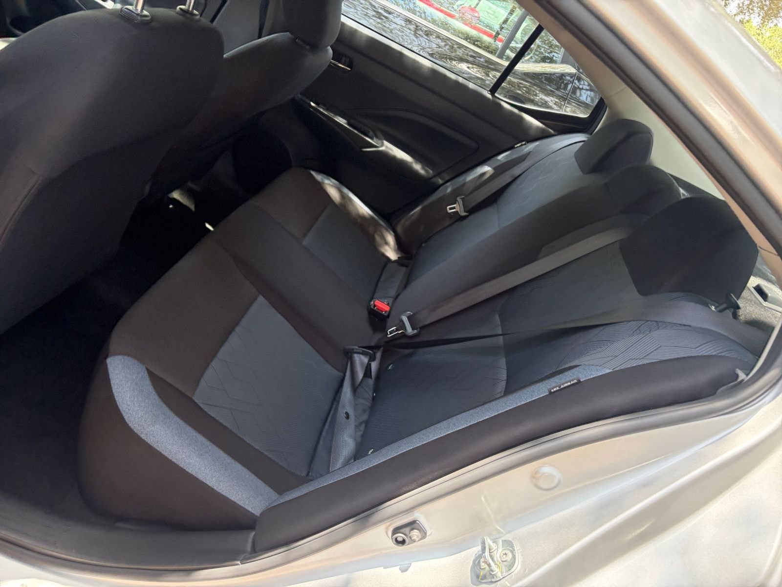 Used 2025 Nissan Versa SV FWD image 37