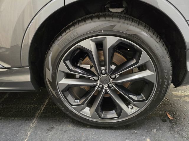 New 2026 Audi Q7 3.0T Premium Plus image 11