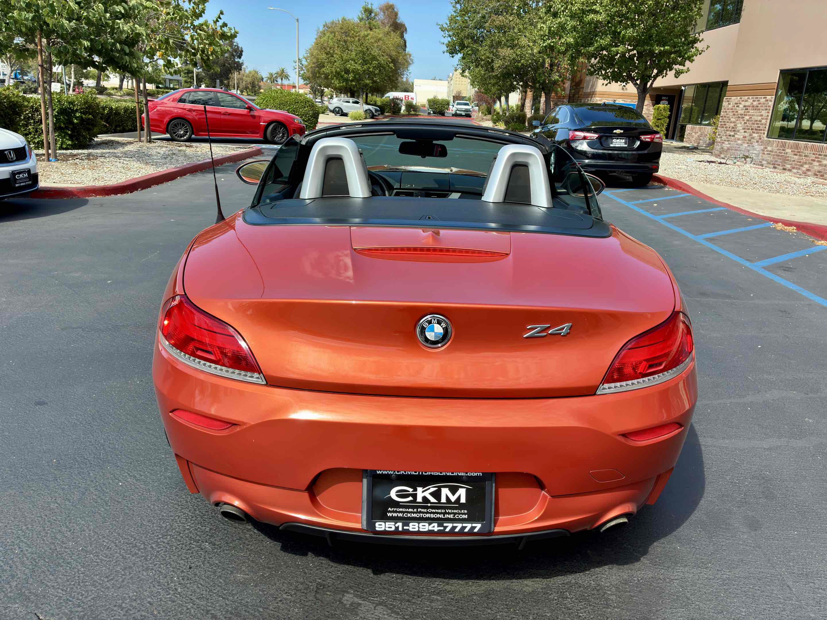 Used 2014 BMW Z4 sDrive35is RWD image 9