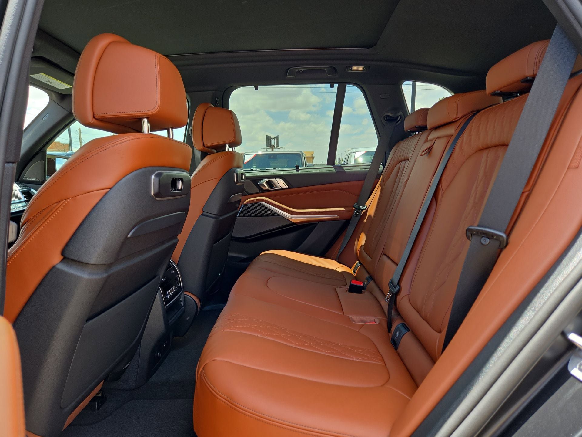 New 2026 BMW X5 M60i AWD/4WD image 13
