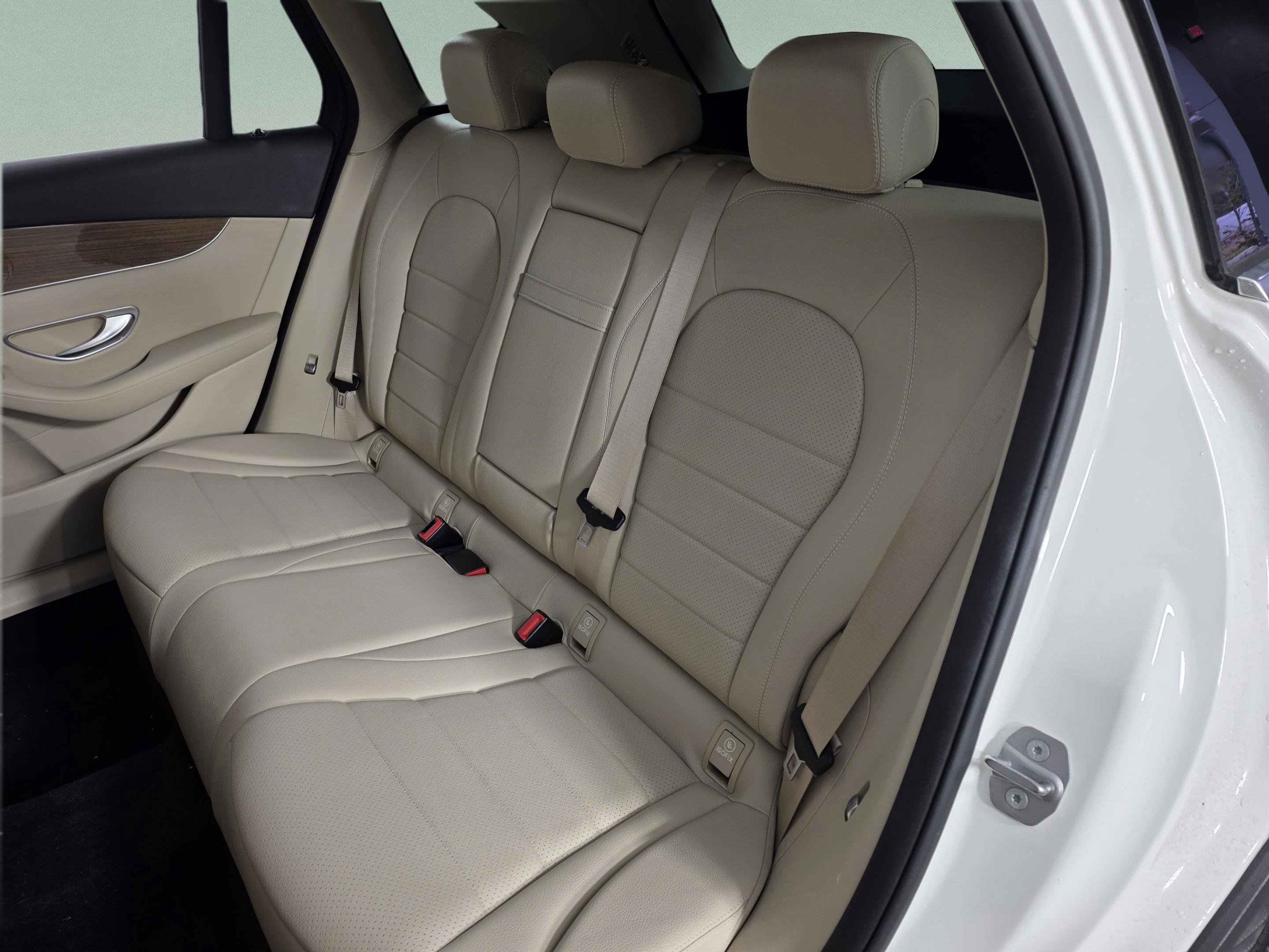 Used 2017 Mercedes-Benz GLC 300 image 23