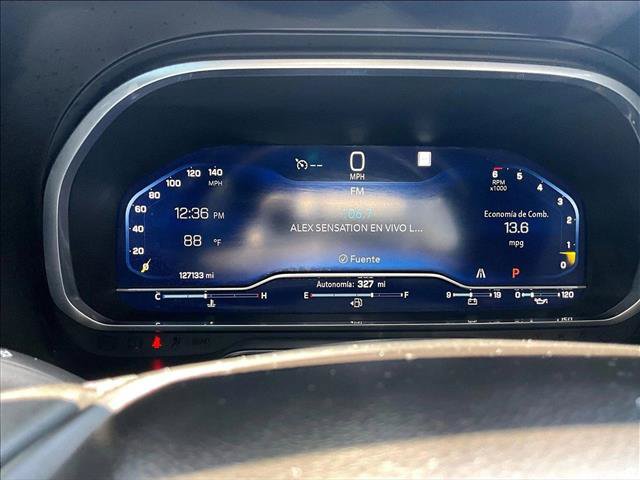 Used 2023 Chevrolet Suburban LT RWD image 21