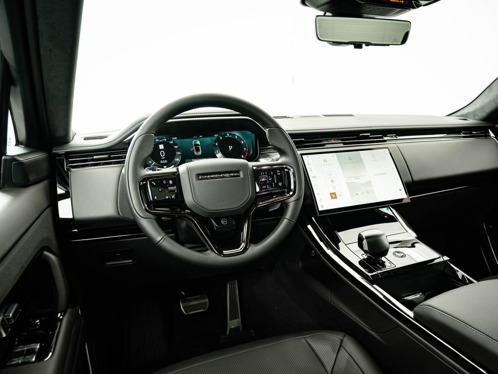 New 2026 Land Rover Range Rover Sport SV image 32