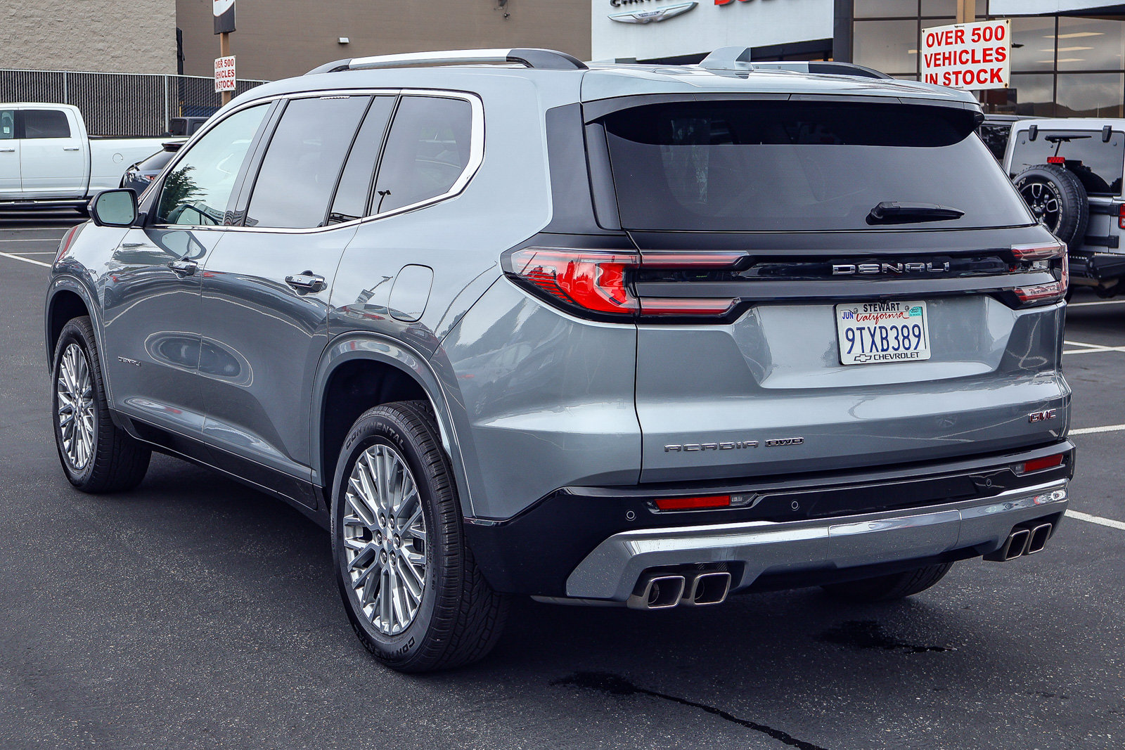 Used 2025 GMC Acadia Denali AWD/4WD image 24