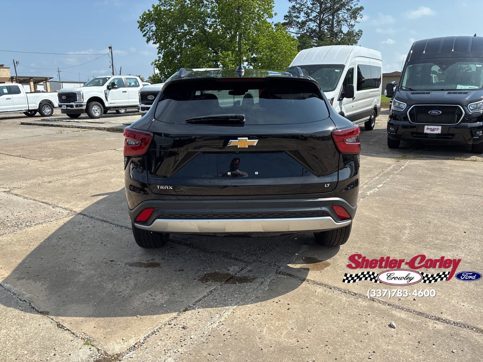 Used 2025 Chevrolet Trax LT FWD image 11