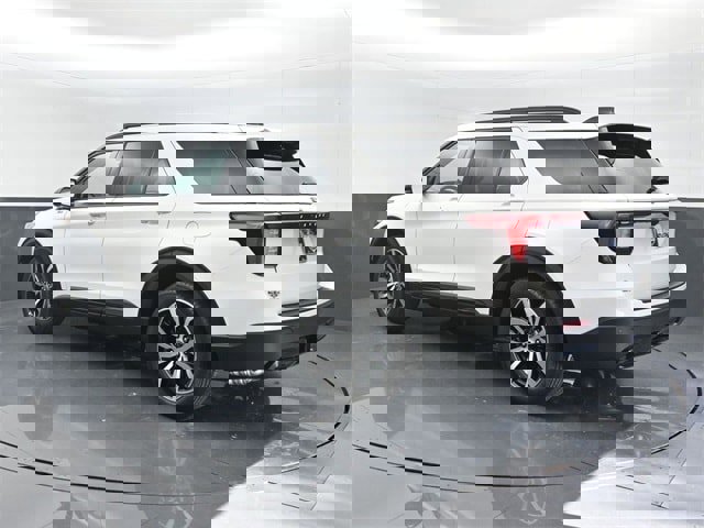 New 2025 Ford Explorer ST-Line image 6