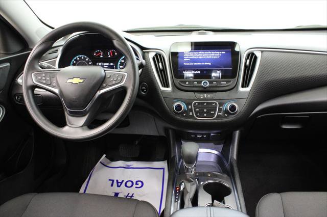 Used 2024 Chevrolet Malibu LT FWD image 9
