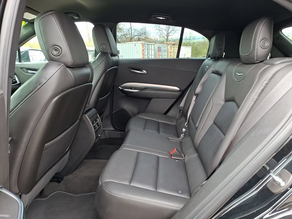 Used 2022 Cadillac XT4 Premium Luxury w/ Safety Alert Package AWD/4WD image 10