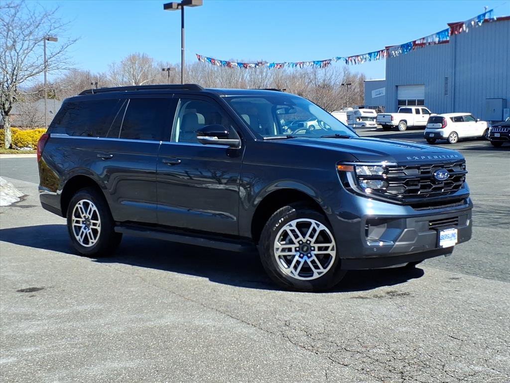New 2026 Ford Expedition Active