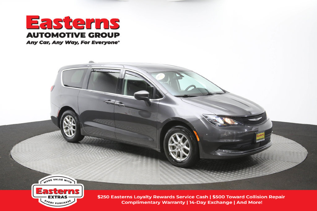 Used 2022 Chrysler Voyager LX FWD image 49