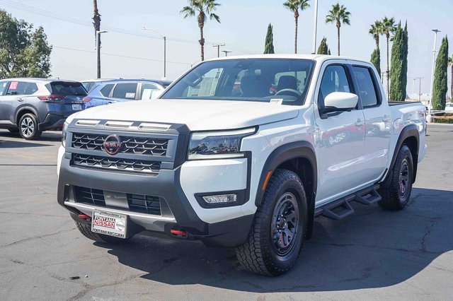 New 2026 Nissan Frontier Pro-X w/ Pro-X Convenience Package image 4