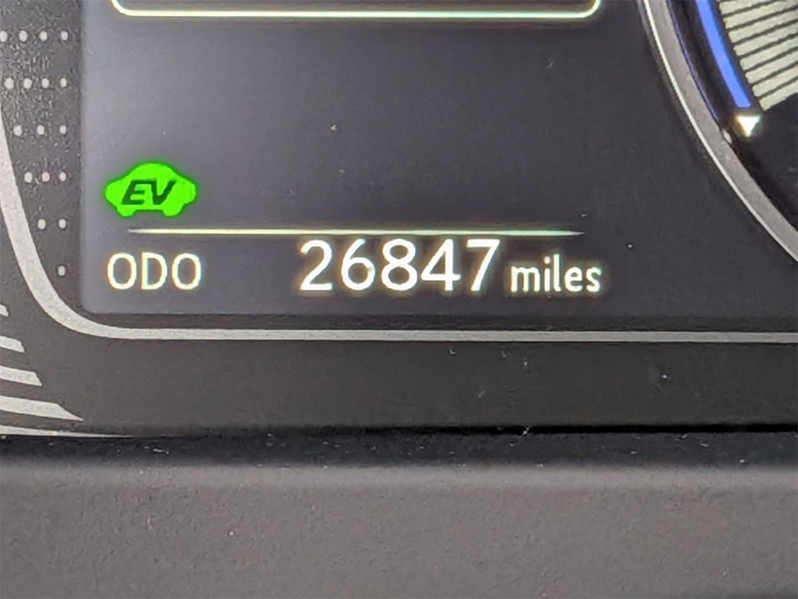 Used 2023 Lexus UX 250h FWD w/ Premium Package image 21