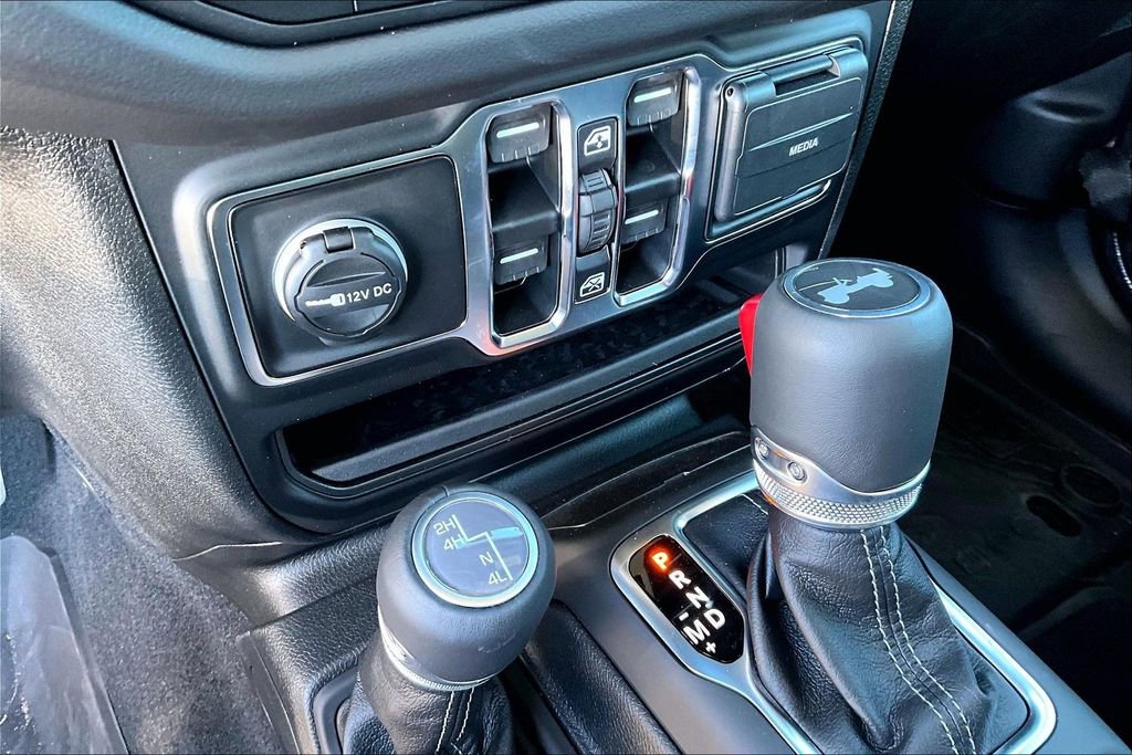 New 2025 Jeep Wrangler Sahara image 17