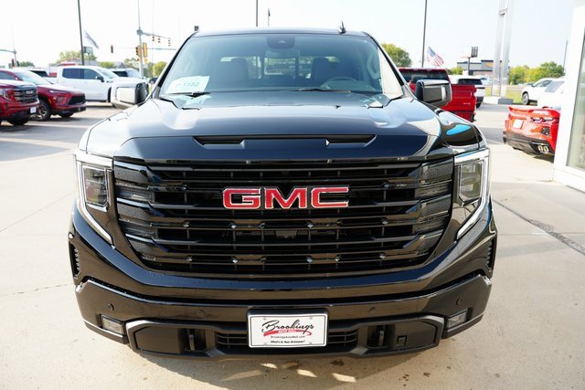 New 2026 GMC Sierra 1500 Elevation w/ Elevation Premium Package image 30