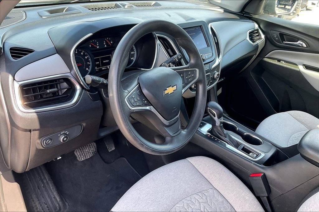 Used 2023 Chevrolet Equinox LS AWD/4WD image 13