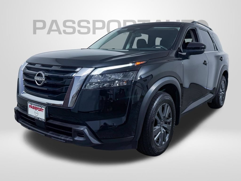 Certified 2024 Nissan Pathfinder SV