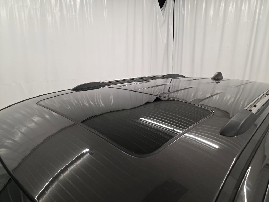 Used 2021 Jeep Grand Cherokee Limited w/ Trailer Tow Group IV image 10