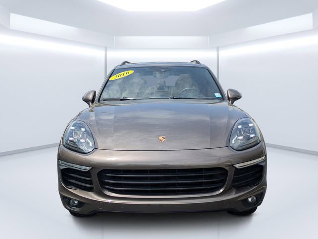 Used 2016 Porsche Cayenne image 8