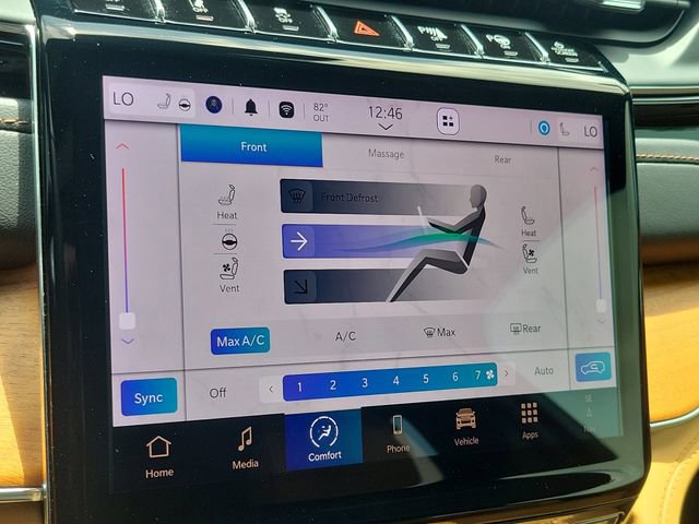 Used 2024 Jeep Grand Cherokee Summit AWD/4WD image 25