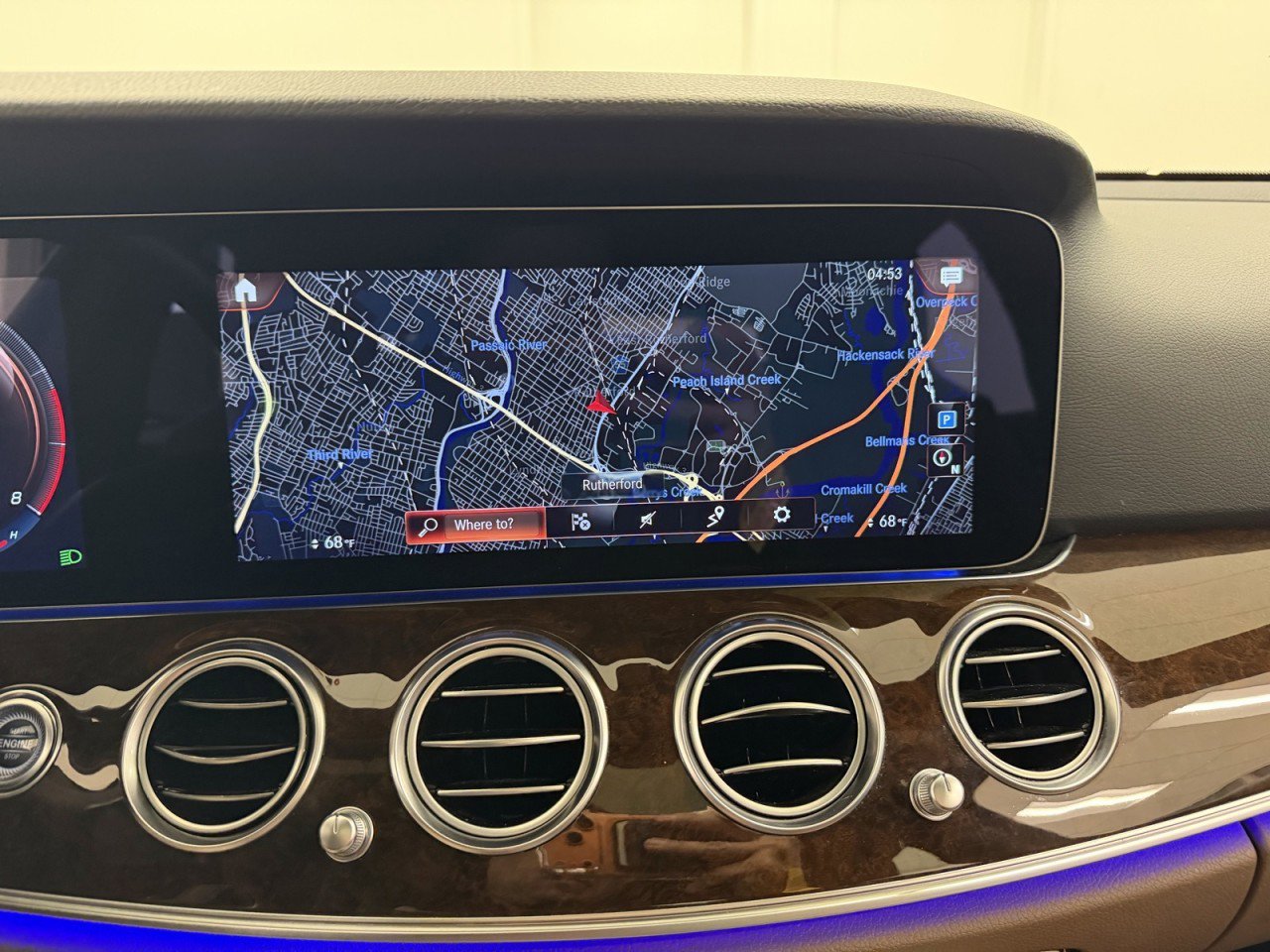 Used 2023 Mercedes-Benz E 350 4MATIC Sedan w/ Premium Package image 28