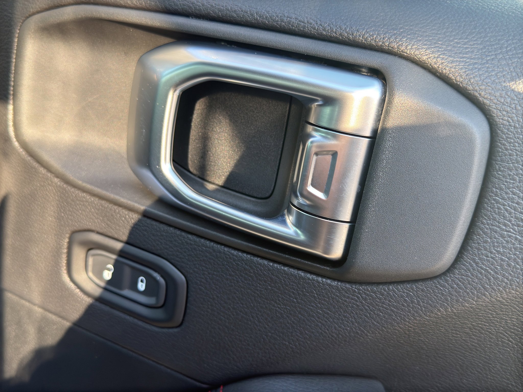 Used 2020 Jeep Wrangler Unlimited Rubicon image 18