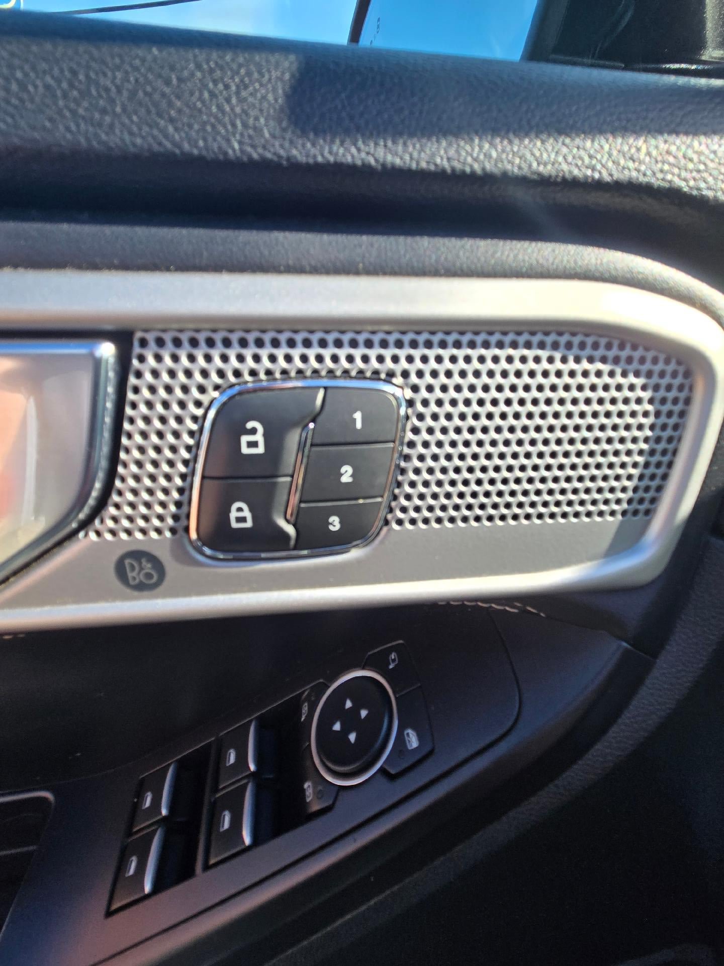 Used 2020 Ford Explorer ST AWD/4WD image 10
