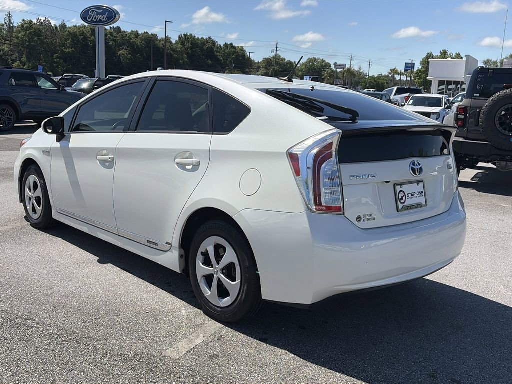 Used 2015 Toyota Prius Four FWD image 5