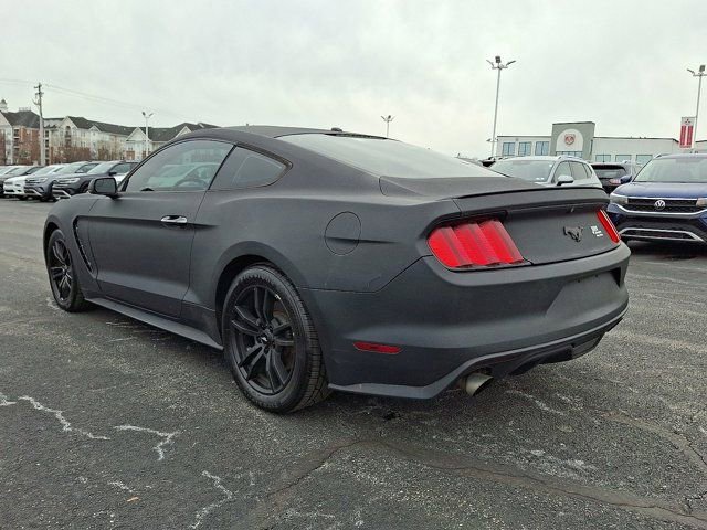 Used 2016 Ford Mustang Premium RWD image 4