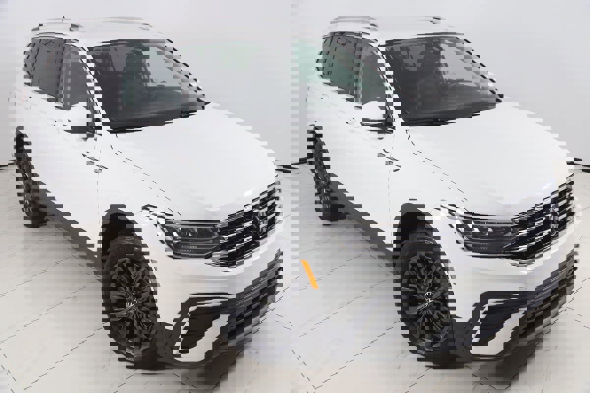 Used 2024 Volkswagen Tiguan SE image 17