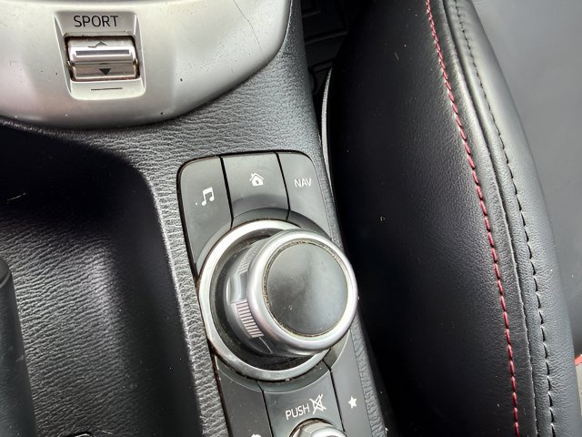 Used 2016 MAZDA CX-3 Touring w/ Premium Package FWD image 11
