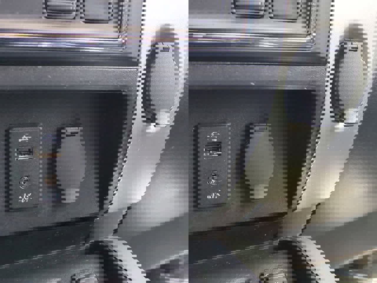 Used 2018 Nissan Titan SL image 32