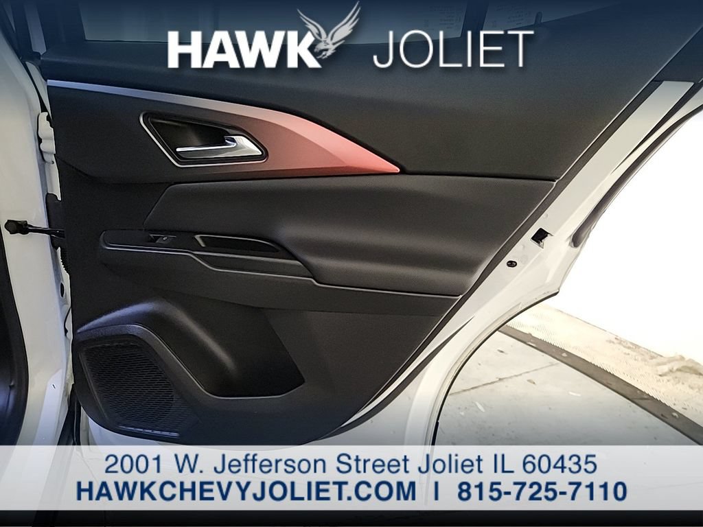 Used 2024 Chevrolet Equinox EV RS FWD image 23