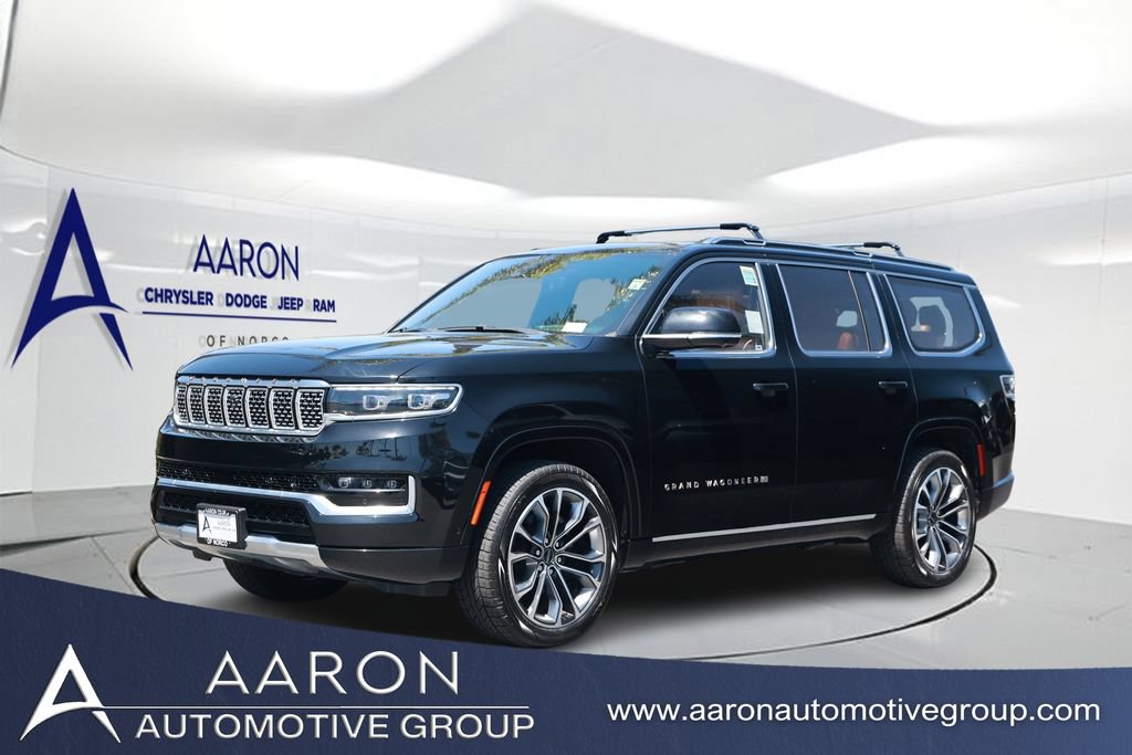 Used 2022 Jeep Grand Wagoneer Series III AWD/4WD image 1