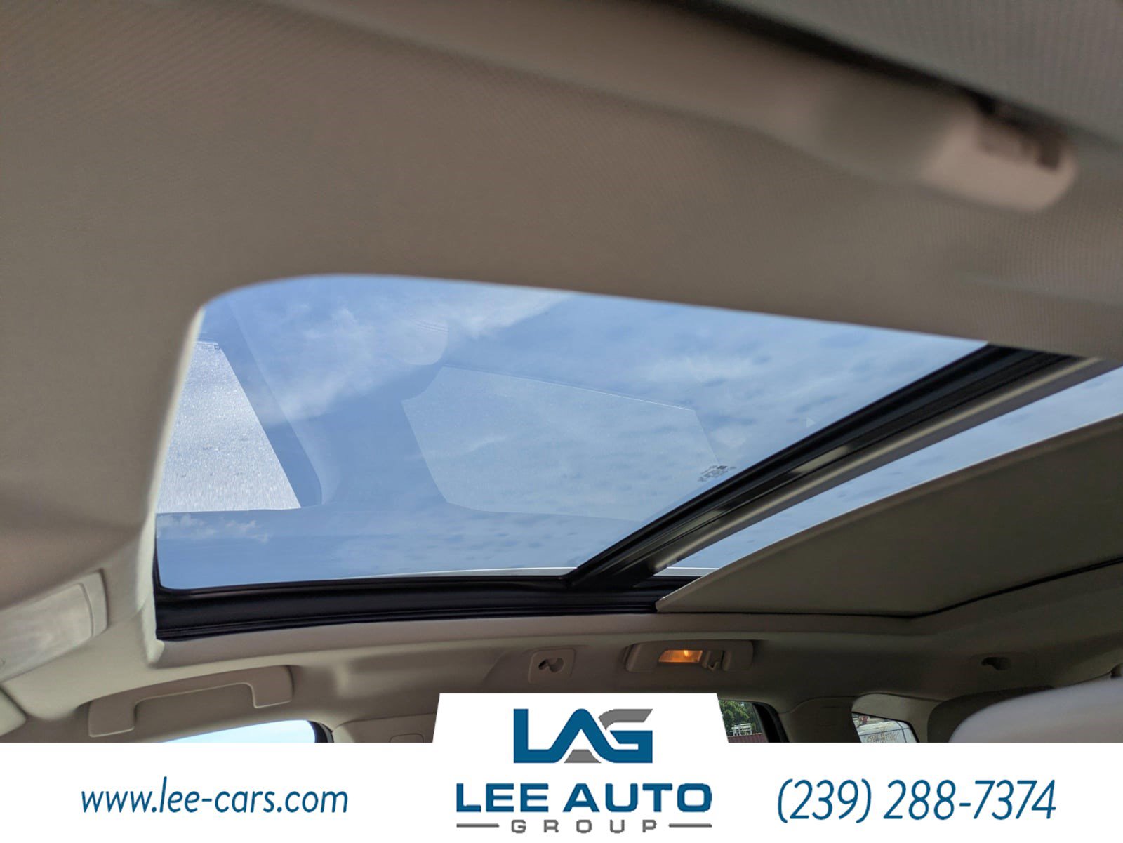 Used 2012 Cadillac SRX Luxury FWD image 19