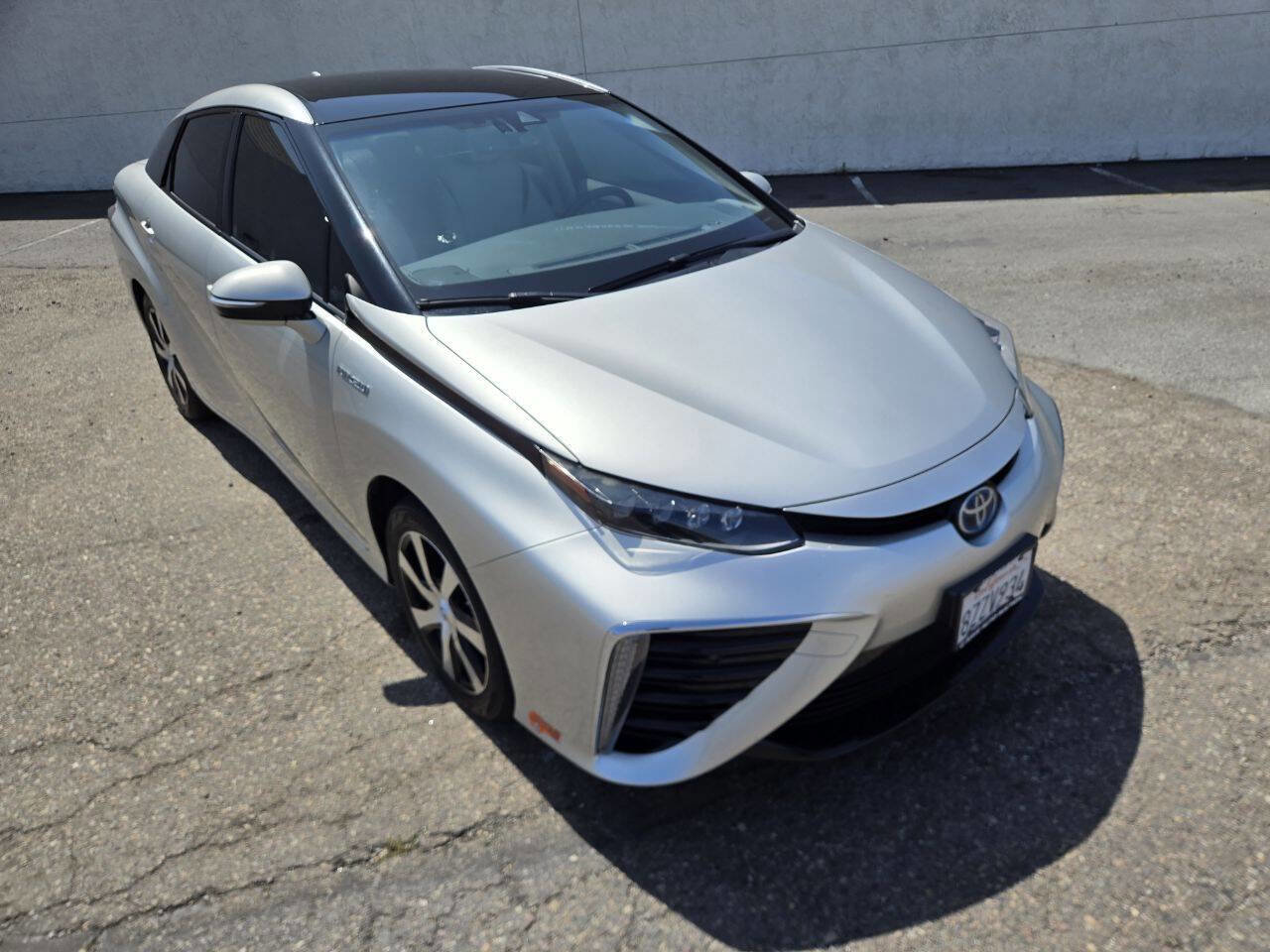 Used 2018 Toyota Mirai image 9