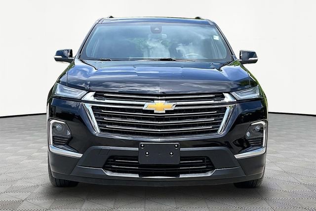 Used 2023 Chevrolet Traverse LT FWD video 2