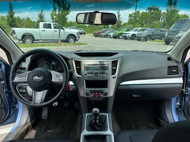 Used 2011 Subaru Outback 2.5i AWD/4WD image 25