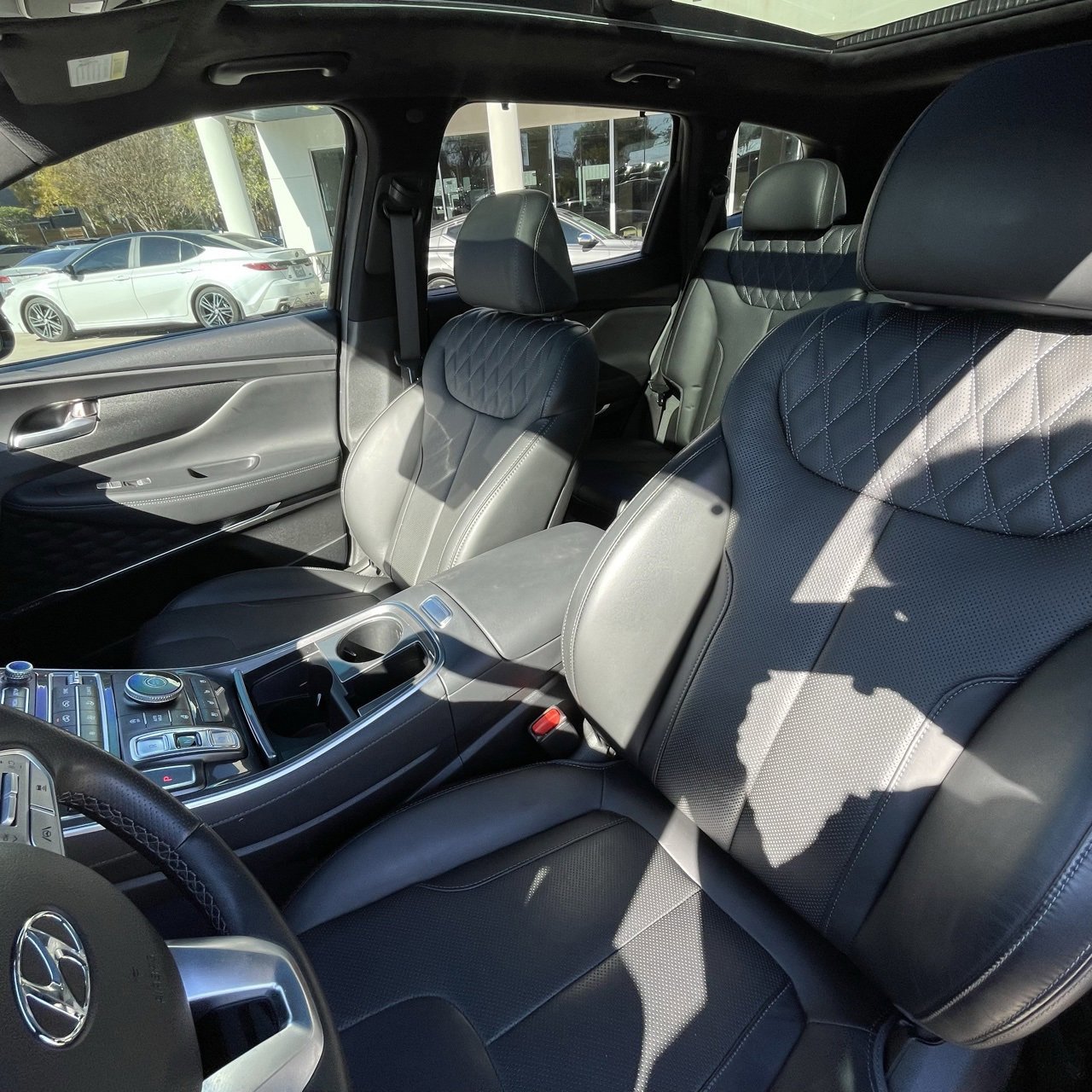 Used 2023 Hyundai Santa Fe Calligraphy image 21