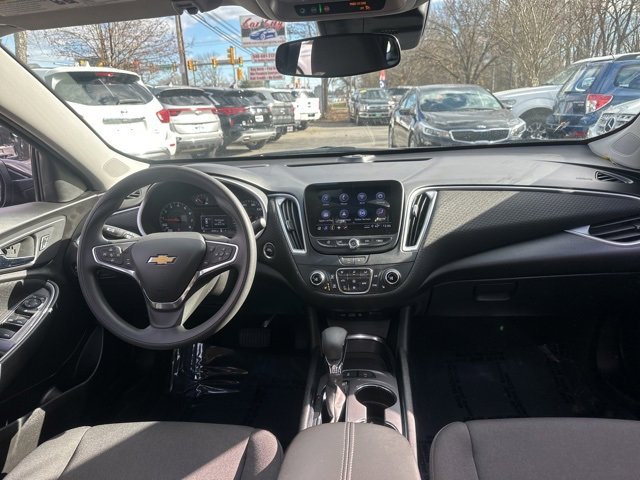 Used 2024 Chevrolet Malibu LT image 13