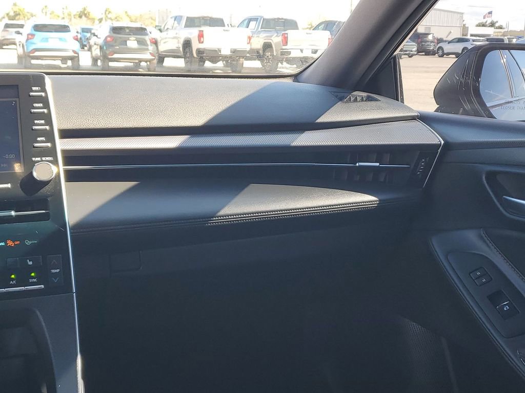 Used 2020 Toyota Avalon XSE image 26