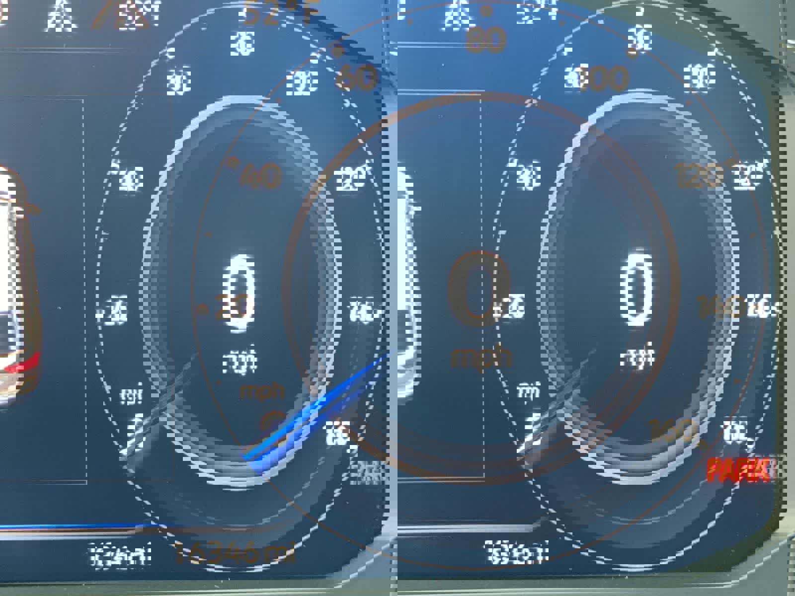 Used 2024 Volkswagen Tiguan SEL R-Line image 33