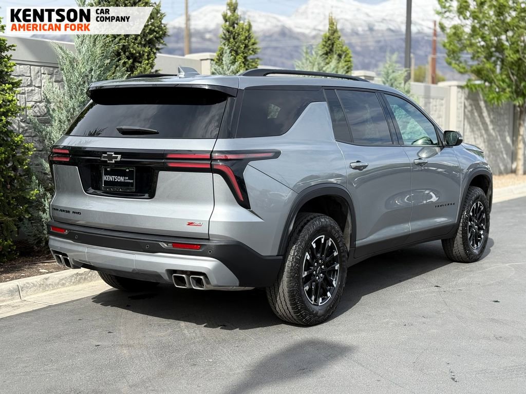 Used 2025 Chevrolet Traverse Z71 AWD/4WD image 8