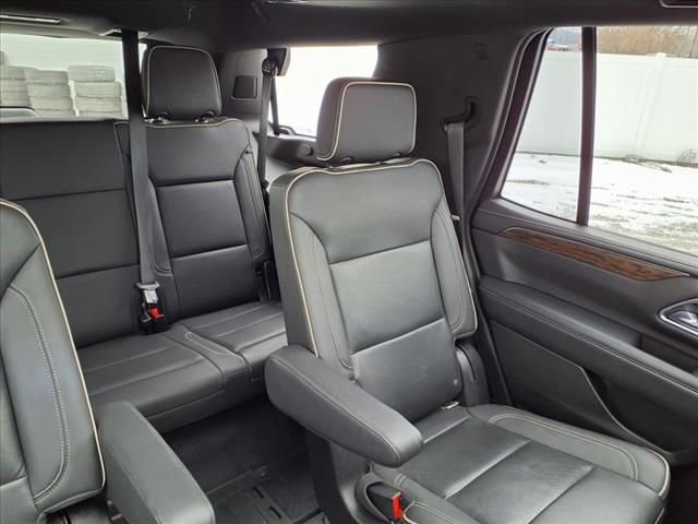 Used 2021 Chevrolet Tahoe Premier w/ Premium Package image 25