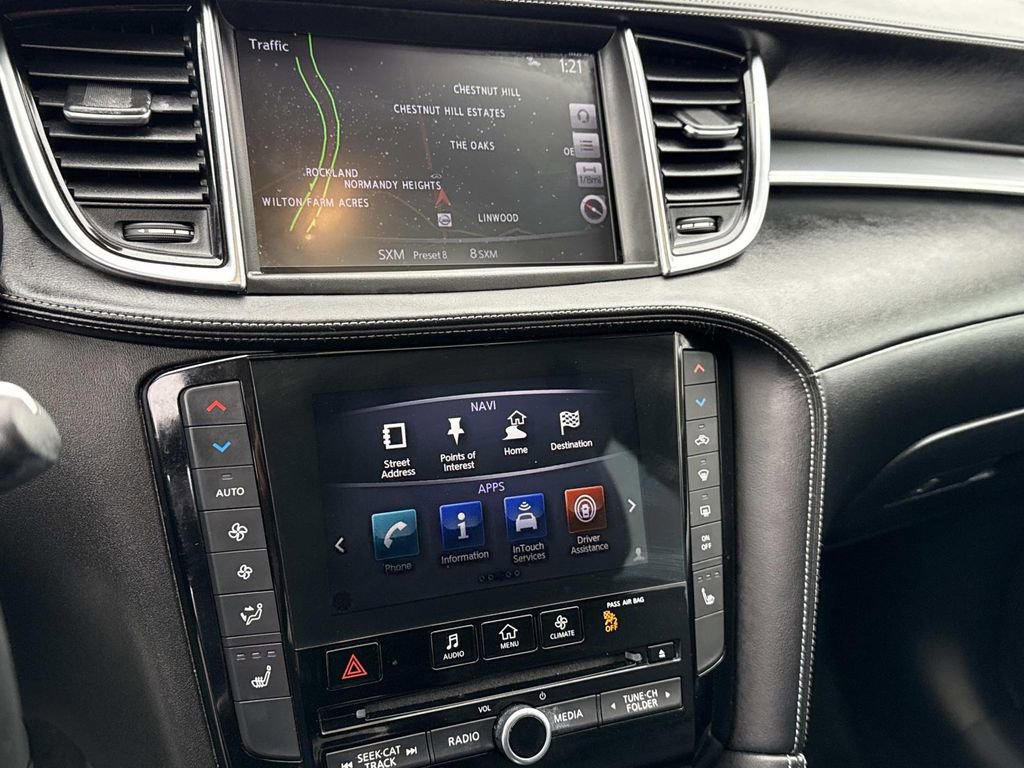 Used 2019 INFINITI QX50 Essential w/ Premium Heat Package image 3