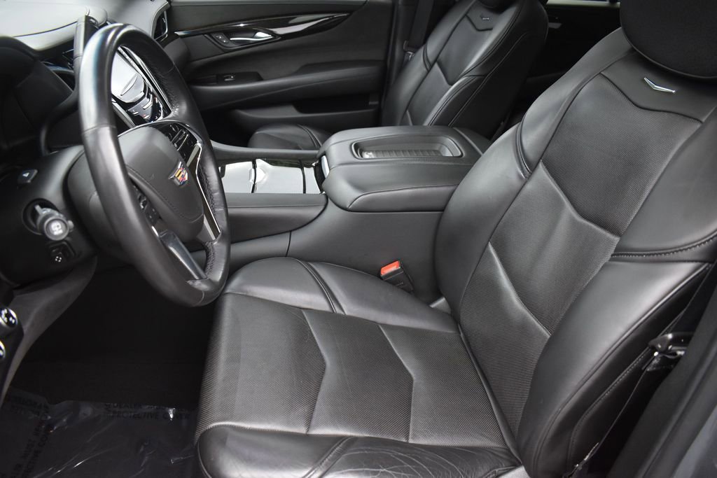 Used 2019 Cadillac Escalade ESV Platinum AWD/4WD image 18