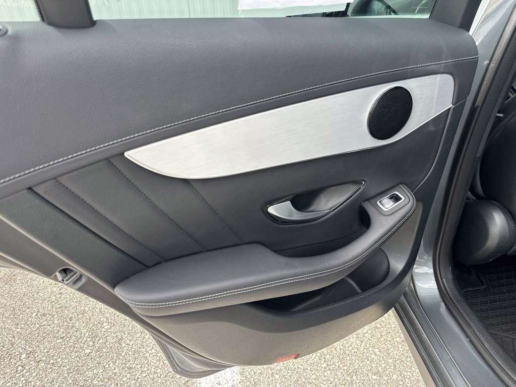Used 2022 Mercedes-Benz GLC 43 AMG 4MATIC image 17