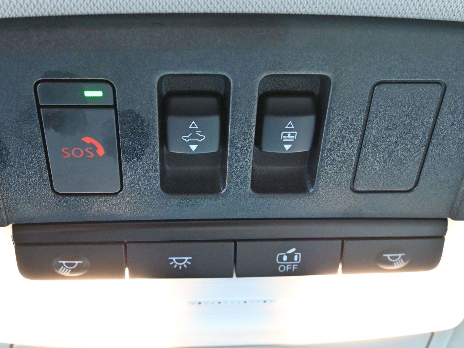 Used 2022 Nissan Rogue SL w/ SL Premium Package image 27